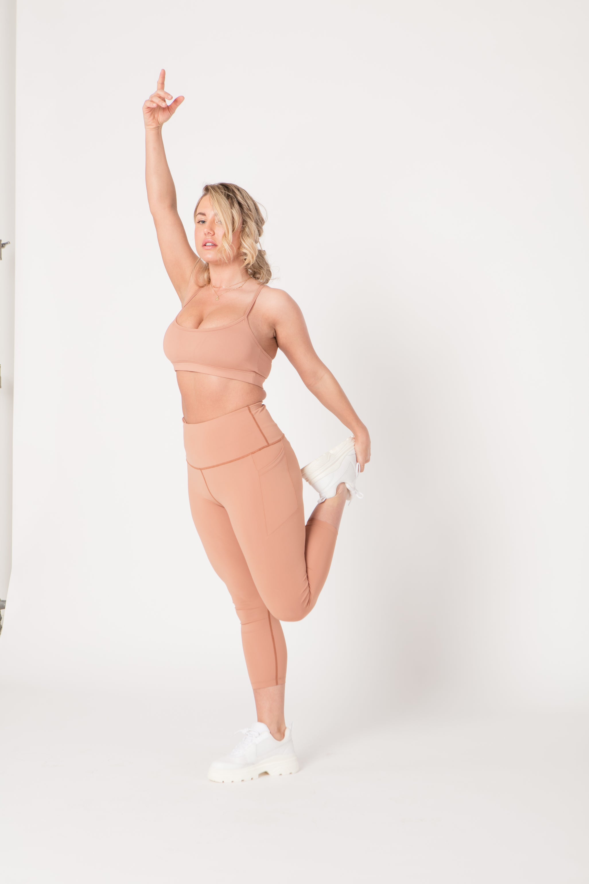 Caro High Rise Leggings (Cropped)